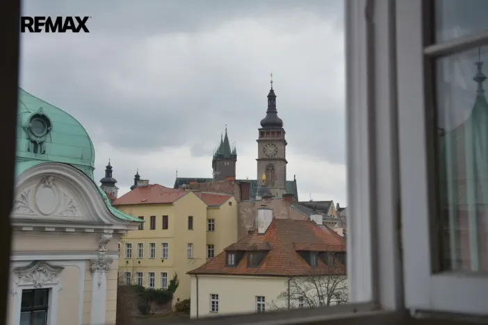 Pronájem kanceláře, Hradec Králové, Československé armády, 100 m2