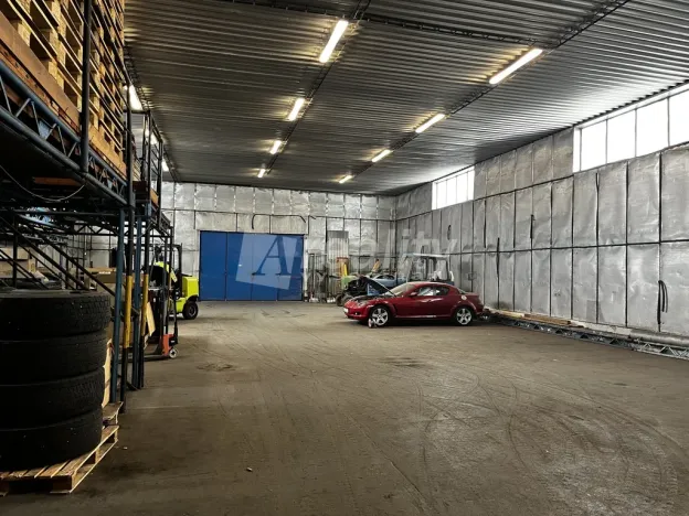 Pronájem skladu, Jihlava, Školní, 500 m2