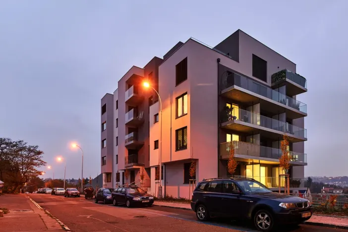 Pronájem bytu 1+kk, Praha - Košíře, Česká, 43 m2