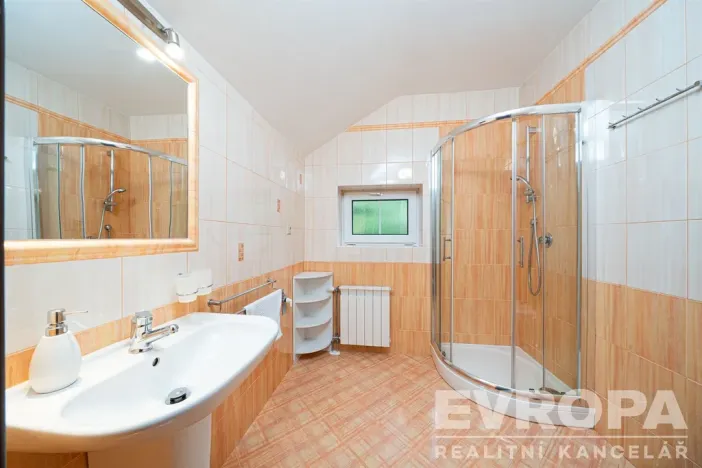 Prodej rodinného domu, Špindlerův Mlýn - Bedřichov, 390 m2