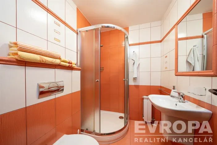Prodej rodinného domu, Špindlerův Mlýn - Bedřichov, 390 m2