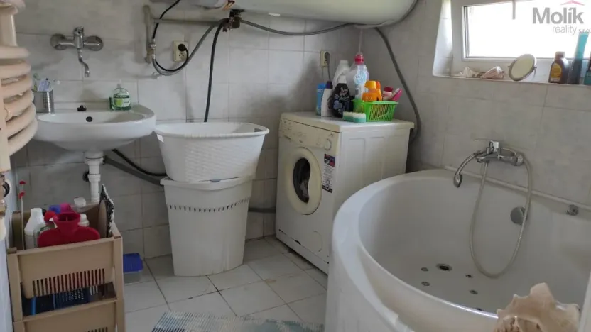 Prodej rodinného domu, Chbany - Vadkovice, 240 m2
