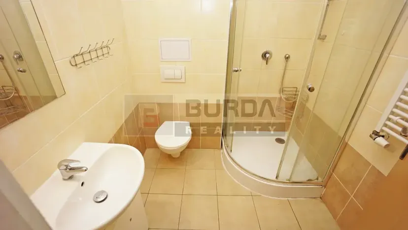 Pronájem bytu 1+kk, Neratovice, 25 m2