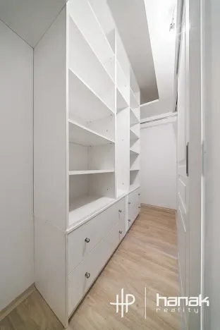 Prodej bytu 3+kk, Olomouc, Jeremiášova, 106 m2