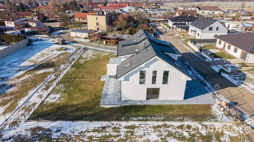 Prodej vícegeneračního domu, Klenovice, 286 m2