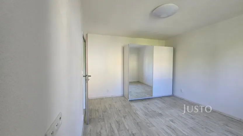 Pronájem bytu 2+1, Písek, Na Stínadlech, 58 m2