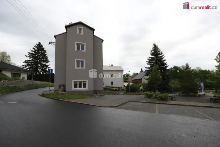 Pronájem bytu 1+kk, Karlovy Vary - Počerny, 58 m2