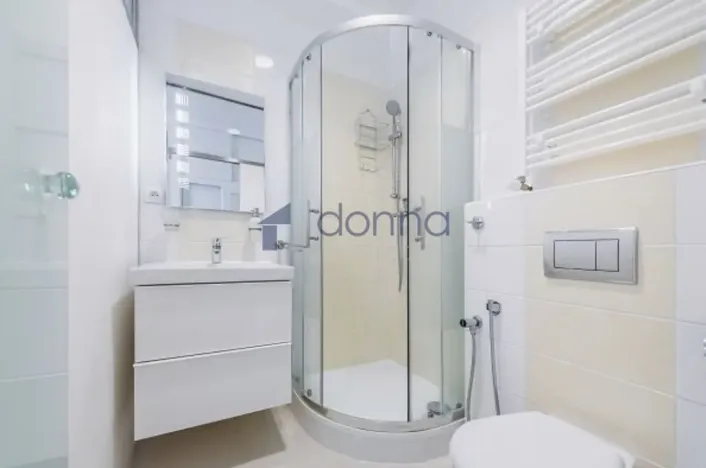 Pronájem bytu 3+1, Praha, Záhřebská, 95 m2