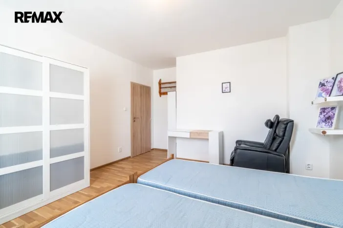Prodej rodinného domu, Praha - Lochkov, Cementářská, 233 m2