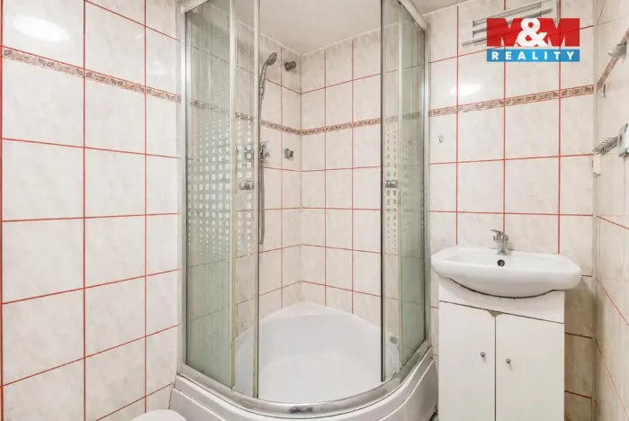 Pronájem bytu 2+1, Chomutov, Dřínovská, 61 m2