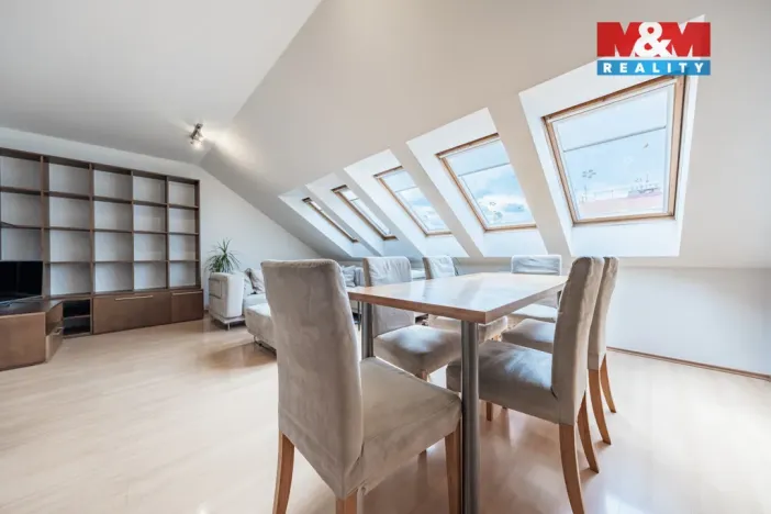 Prodej bytu 2+kk, Praha - Libeň, Na sypkém, 65 m2