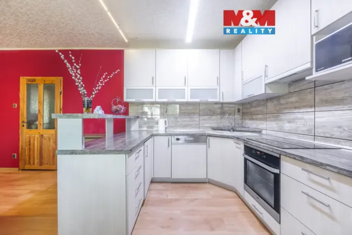 Pronájem bytu 4+kk, Otrokovice - Kvítkovice, tř. Osvobození, 91 m2