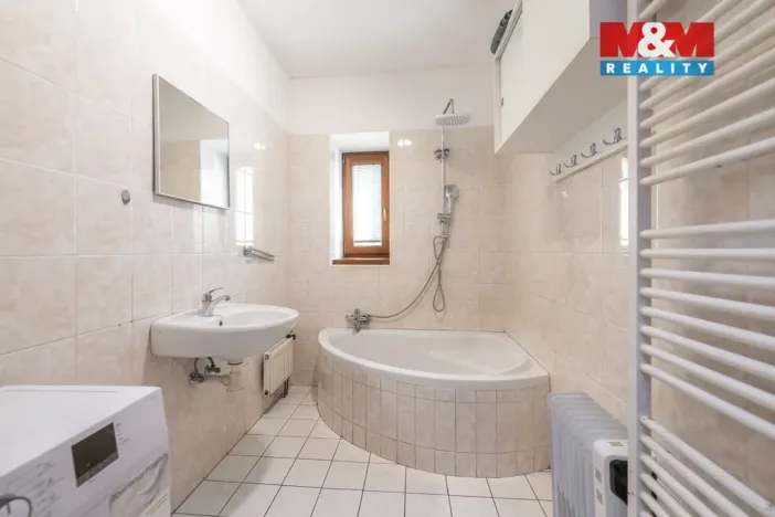 Pronájem bytu 4+kk, Otrokovice - Kvítkovice, tř. Osvobození, 91 m2