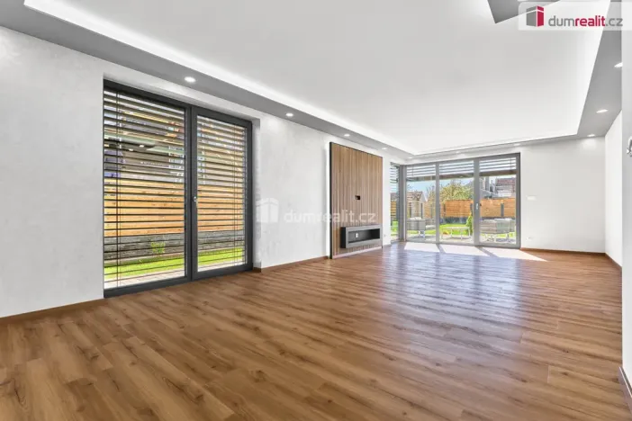 Prodej rodinného domu, Ruda, V zahradách, 160 m2