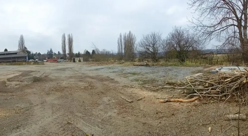 Pronájem komerčního pozemku, Mezouň, 350 m2