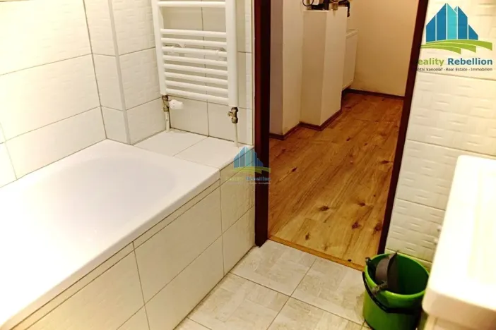 Pronájem bytu 1+1, Cheb, Úzká, 68 m2