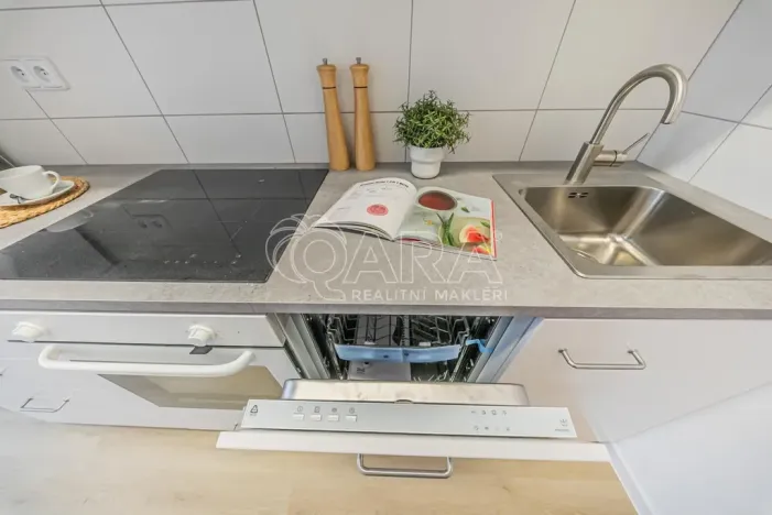 Pronájem bytu 2+kk, Kladno - Kročehlavy, Holandská, 39 m2