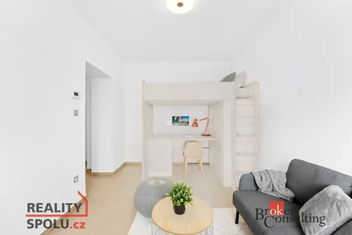 Prodej bytu 1+kk, Žacléř, Rýchorské náměstí, 23 m2