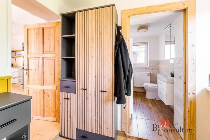 Prodej rodinného domu, Babice, Na Návsi, 207 m2