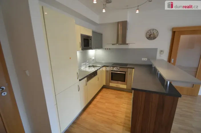 Pronájem bytu 4+kk, Praha - Smíchov, Na Zatlance, 97 m2