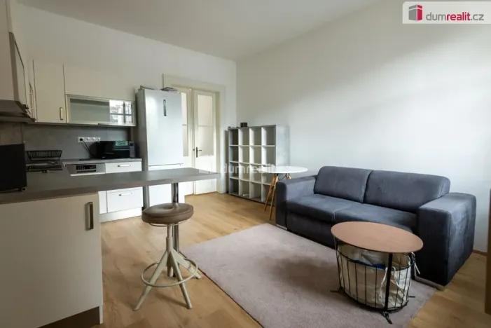 Pronájem bytu 2+kk, Praha - Libeň, Turnovská, 37 m2