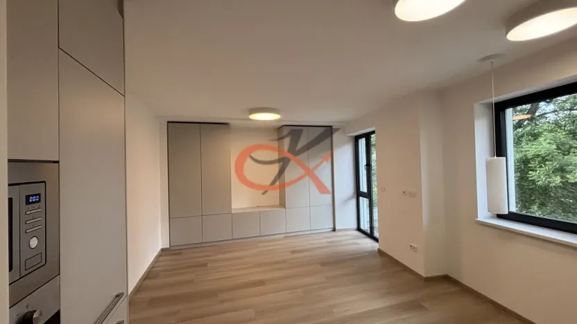 Pronájem bytu 1+kk, Rožnov pod Radhoštěm, Nerudova, 33 m2
