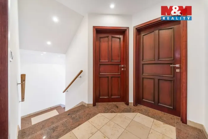 Prodej rodinného domu, Cheznovice, 227 m2
