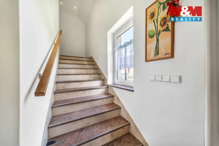Prodej rodinného domu, Cheznovice, 227 m2