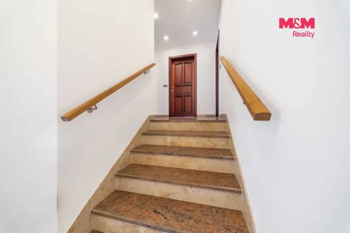 Prodej rodinného domu, Cheznovice, 227 m2