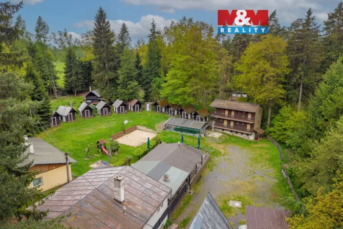 Prodej komerční nemovitosti, Nová Role - Mezirolí, 795 m2