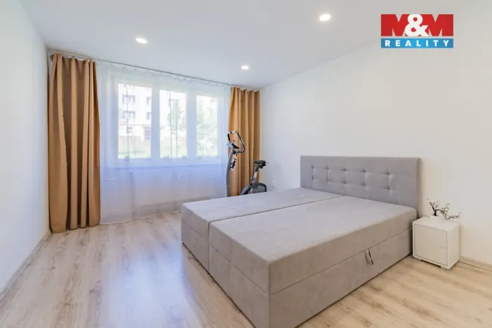 Prodej bytu 2+1, Hranice, U pošty, 61 m2