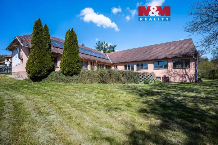 Prodej rodinného domu, Bohuslavice u Zlína, 298 m2