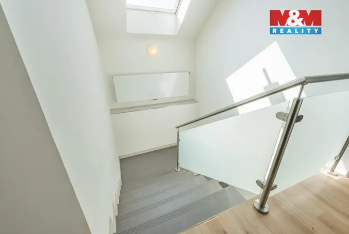 Prodej rodinného domu, Praha - Suchdol, K Roztokům, 160 m2
