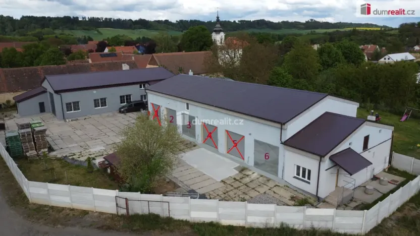 Pronájem garáže, Hředle, 50 m2