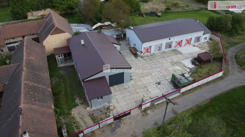 Pronájem garáže, Hředle, 50 m2