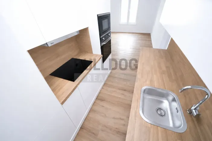Pronájem bytu 2+kk, Praha - Libeň, Zenklova, 46 m2