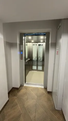 Pronájem bytu 2+kk, Praha - Libeň, Zenklova, 46 m2