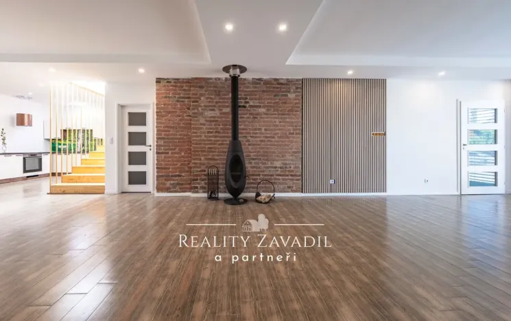 Prodej bytu 4+kk, Praha - Pitkovice, Žampiónová, 190 m2