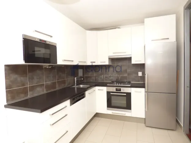 Pronájem bytu 2+1, Praha, Frýdlantská, 64 m2