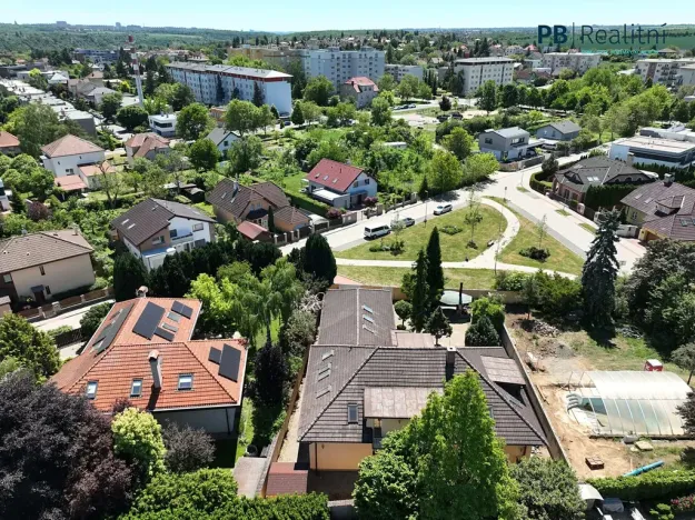 Prodej rodinného domu, Roztoky, 522 m2