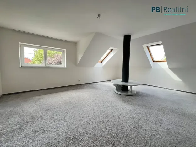 Prodej rodinného domu, Roztoky, 522 m2
