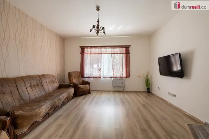 Prodej rodinného domu, Třebusice, 170 m2