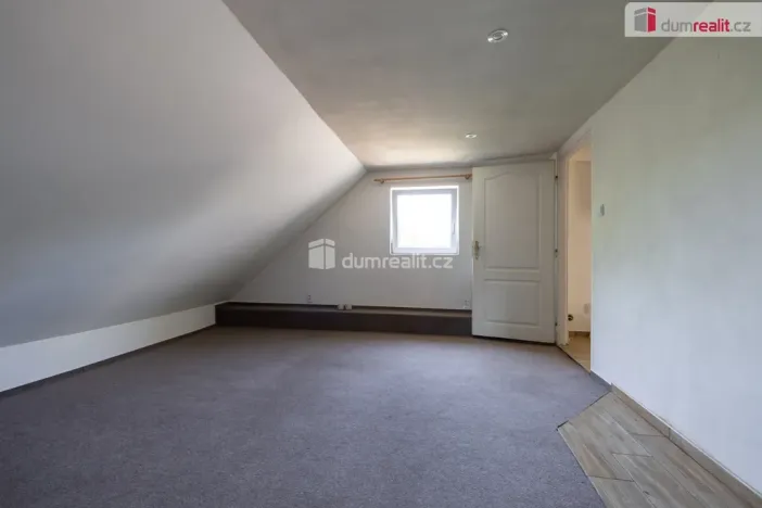 Prodej rodinného domu, Třebusice, 170 m2