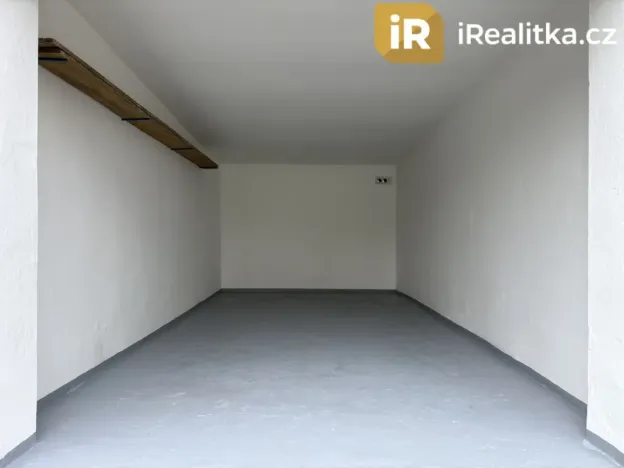 Prodej garáže, Opava, Vančurova, 19 m2