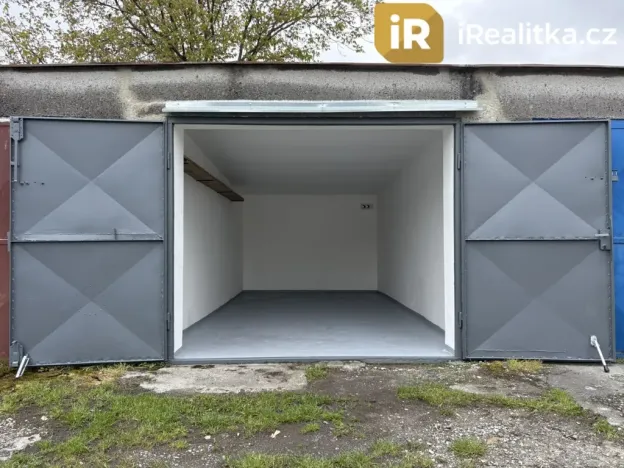 Prodej garáže, Opava, Vančurova, 19 m2