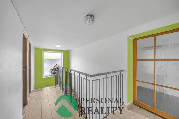 Prodej rodinného domu, Klamoš, 219 m2