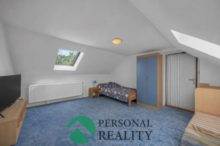Prodej rodinného domu, Klamoš, 219 m2