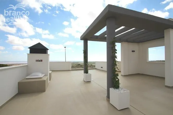 Prodej rodinného domu, San Miguel de Salinas, Alicante, Španělsko, 144 m2