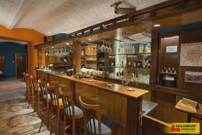 Pronájem obchodního prostoru, Brno - Brno-město, 160 m2