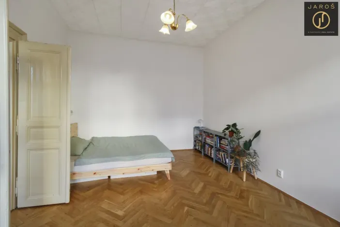 Pronájem bytu 2+kk, Praha - Bubeneč, Korunovační, 50 m2